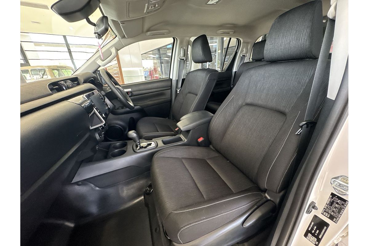 2024 Toyota Hilux SR GUN126R 4X4