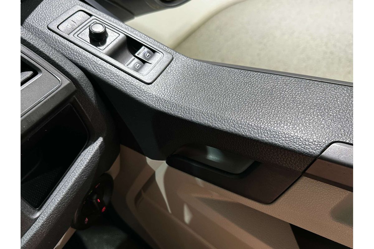 2019 Volkswagen Transporter TDI340 T6 SWB