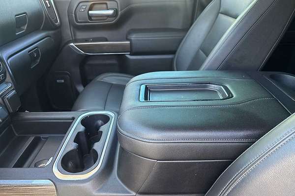2019 Chevrolet Silverado RST