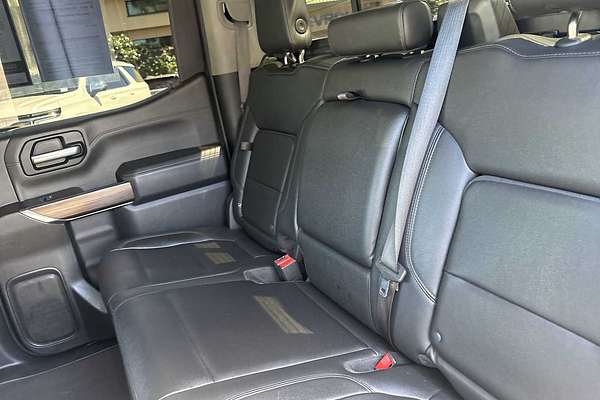 2019 Chevrolet Silverado RST