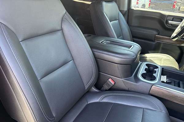 2019 Chevrolet Silverado RST