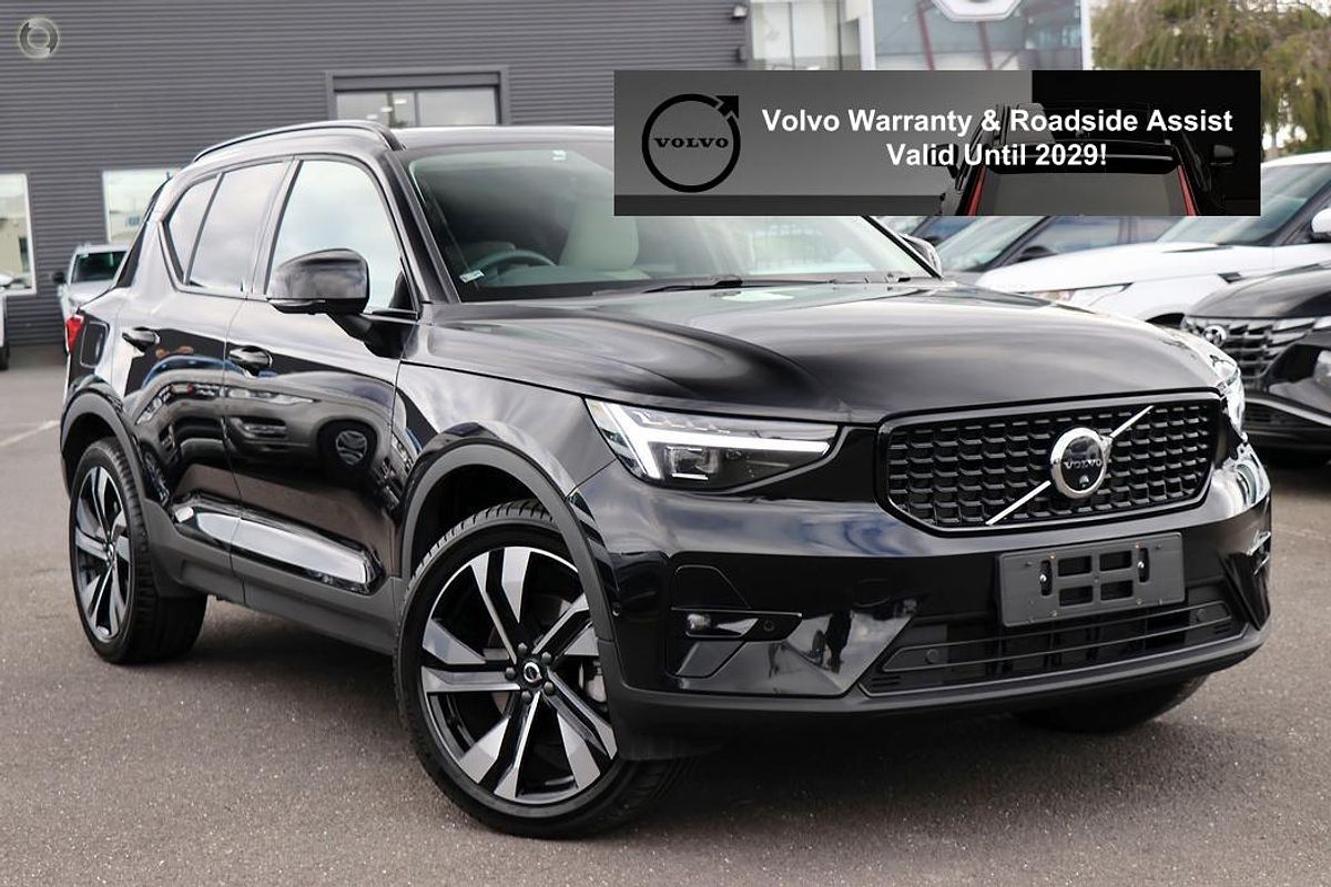 2024 Volvo XC40 Ultra B4 Dark