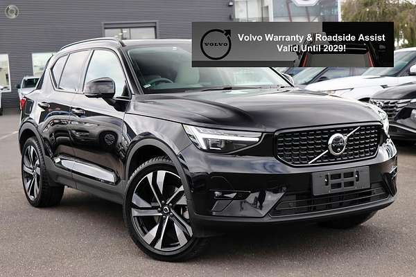 2024 Volvo XC40 Ultra B4 Dark