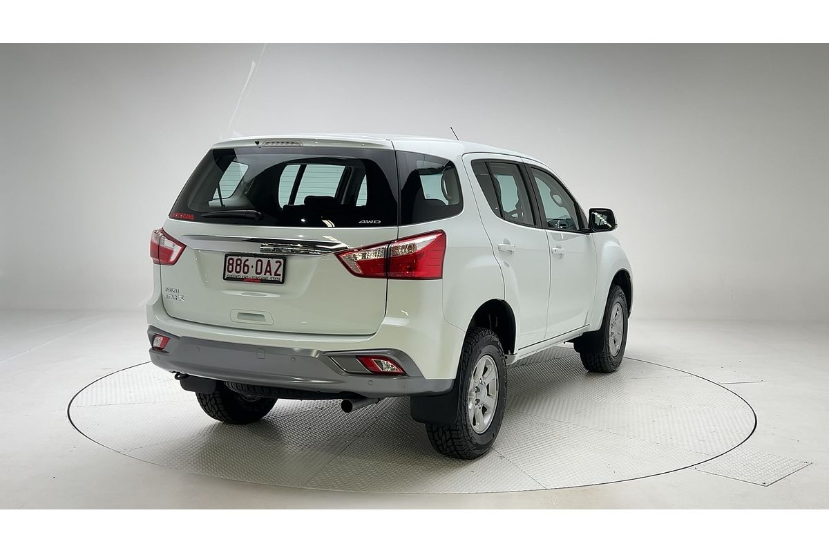 2021 Isuzu MU-X LS-M