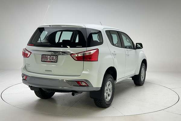 2021 Isuzu MU-X LS-M