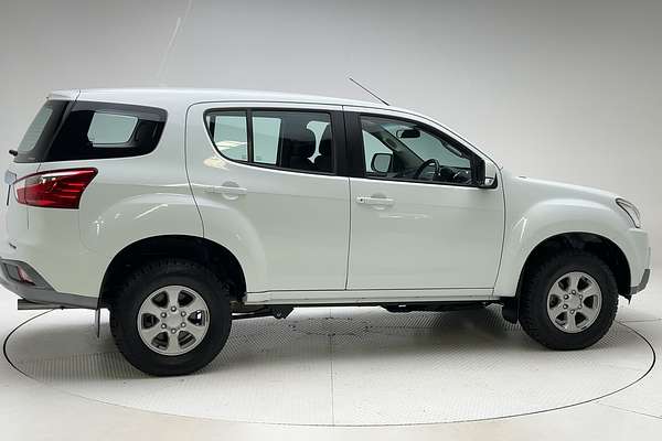 2021 Isuzu MU-X LS-M
