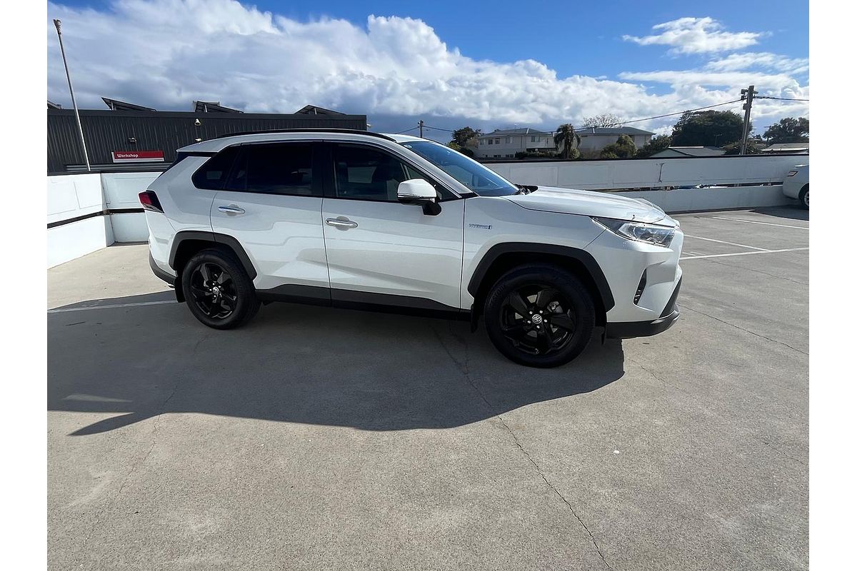 2020 Toyota RAV4 Cruiser AXAH54R