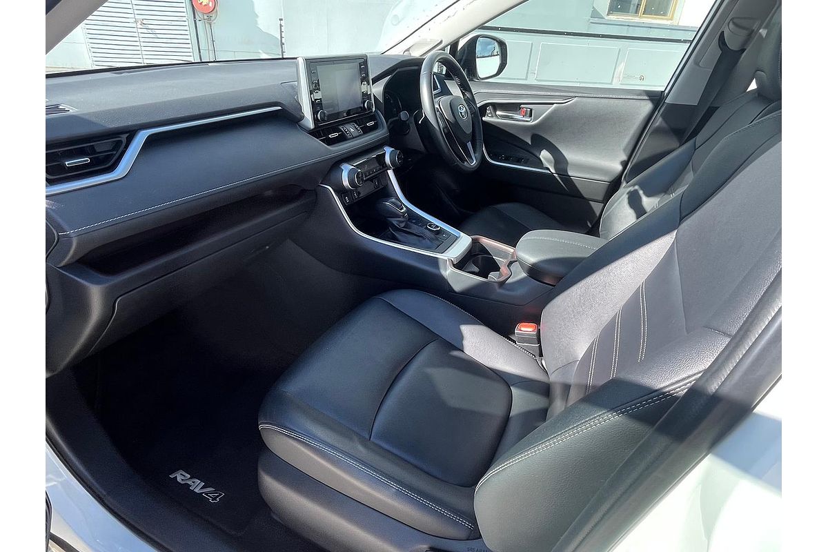 2020 Toyota RAV4 Cruiser AXAH54R