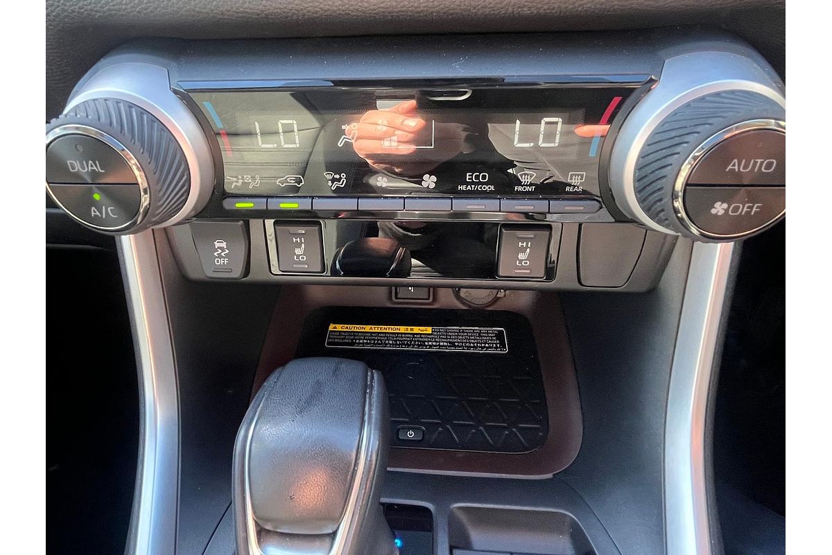 2020 Toyota RAV4 Cruiser AXAH54R