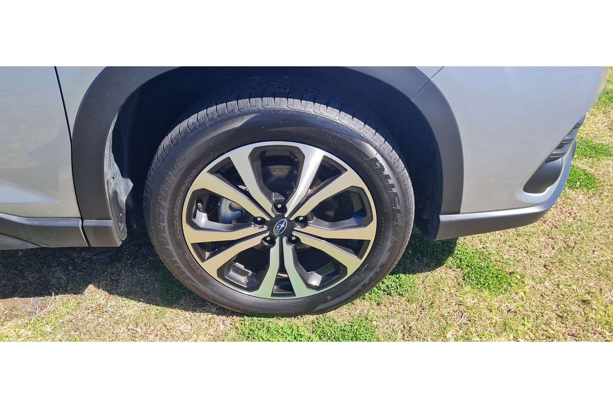 2025 Subaru Forester 2.5i Premium S5