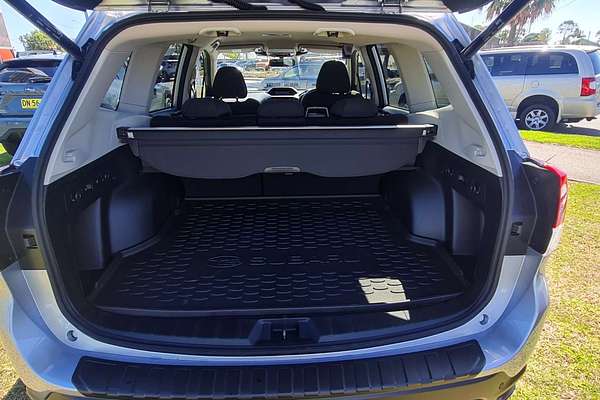2025 Subaru Forester 2.5i Premium S5