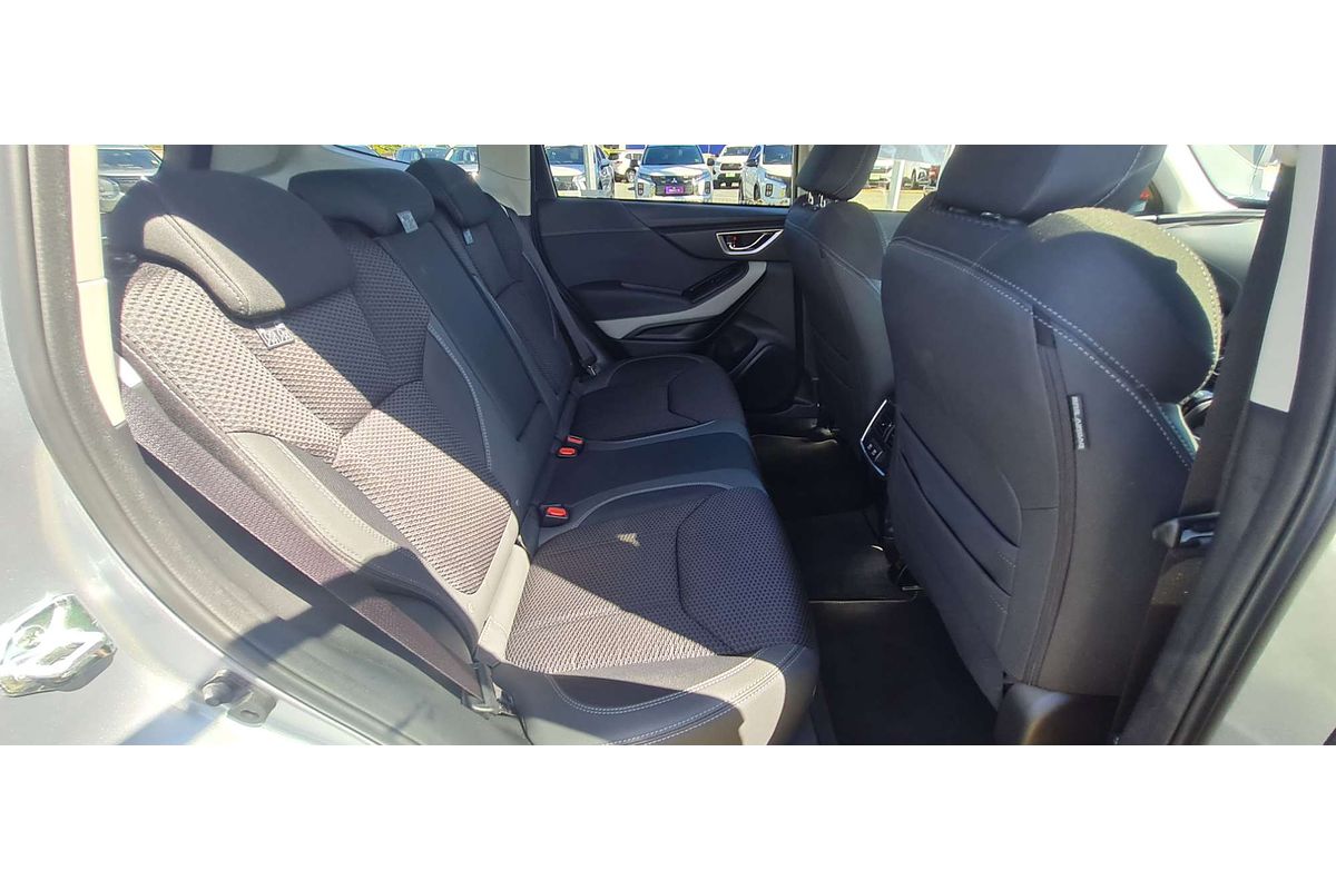 2025 Subaru Forester 2.5i Premium S5