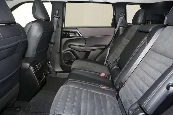 2024 Mitsubishi Outlander Aspire ZM