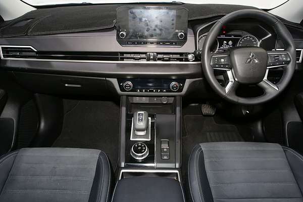 2024 Mitsubishi Outlander Aspire ZM