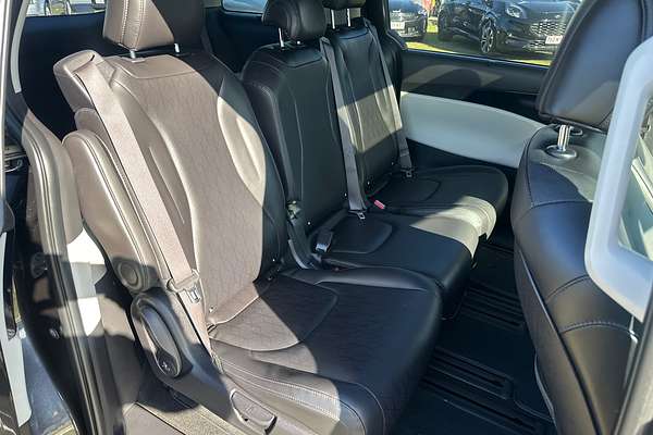 2022 Kia Carnival Platinum KA4