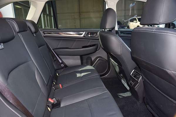2020 Subaru Outback 2.5i Premium 5GEN