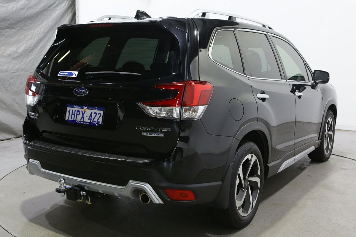 2022 Subaru Forester Hybrid S S5