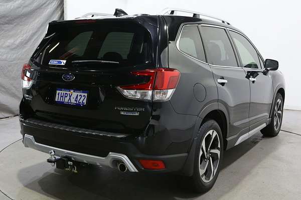 2022 Subaru Forester Hybrid S S5