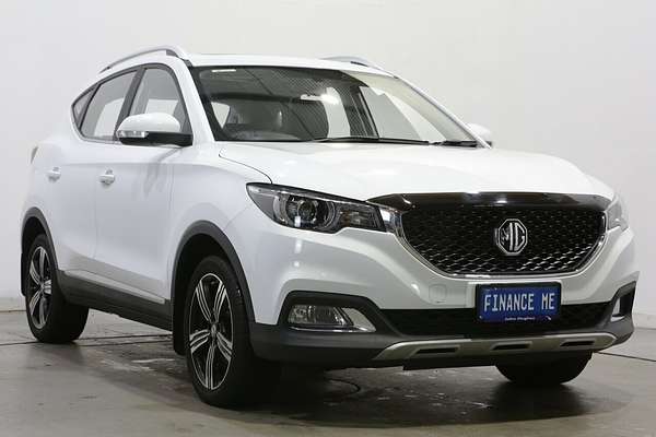 2023 MG ZS Essence AZS1