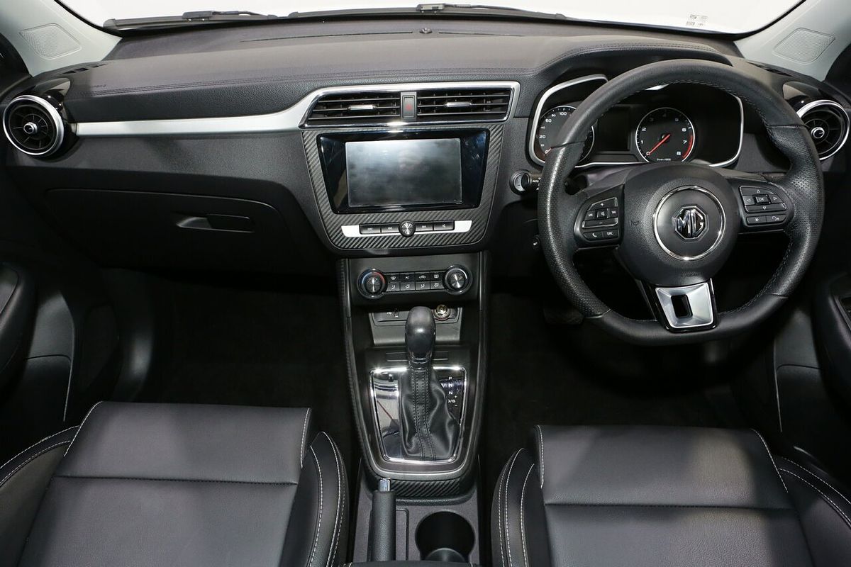 2023 MG ZS Essence AZS1