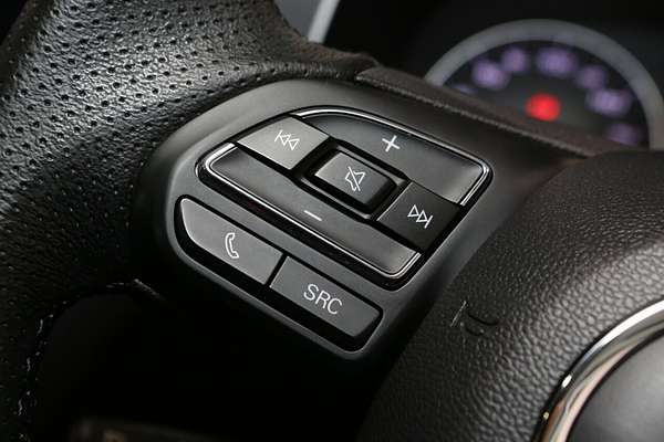 2023 MG ZS Essence AZS1