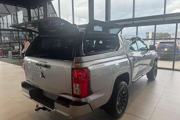 2024 Mitsubishi Triton GLX MV 4X4