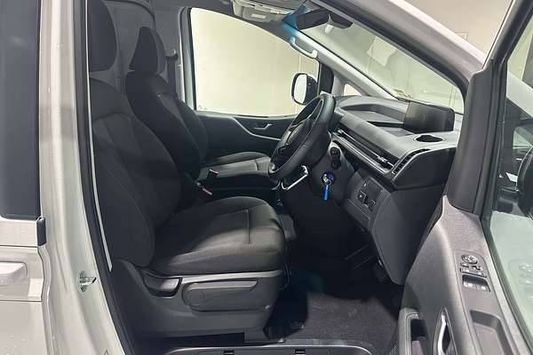 2024 Hyundai STARIA LOAD  US4.V3