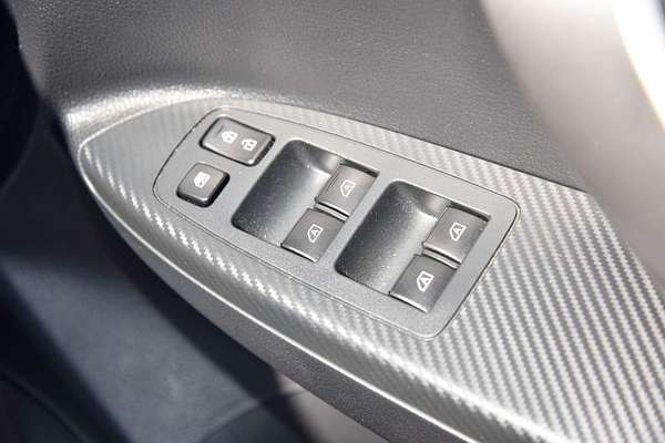 2023 Mitsubishi Eclipse Cross LS YB