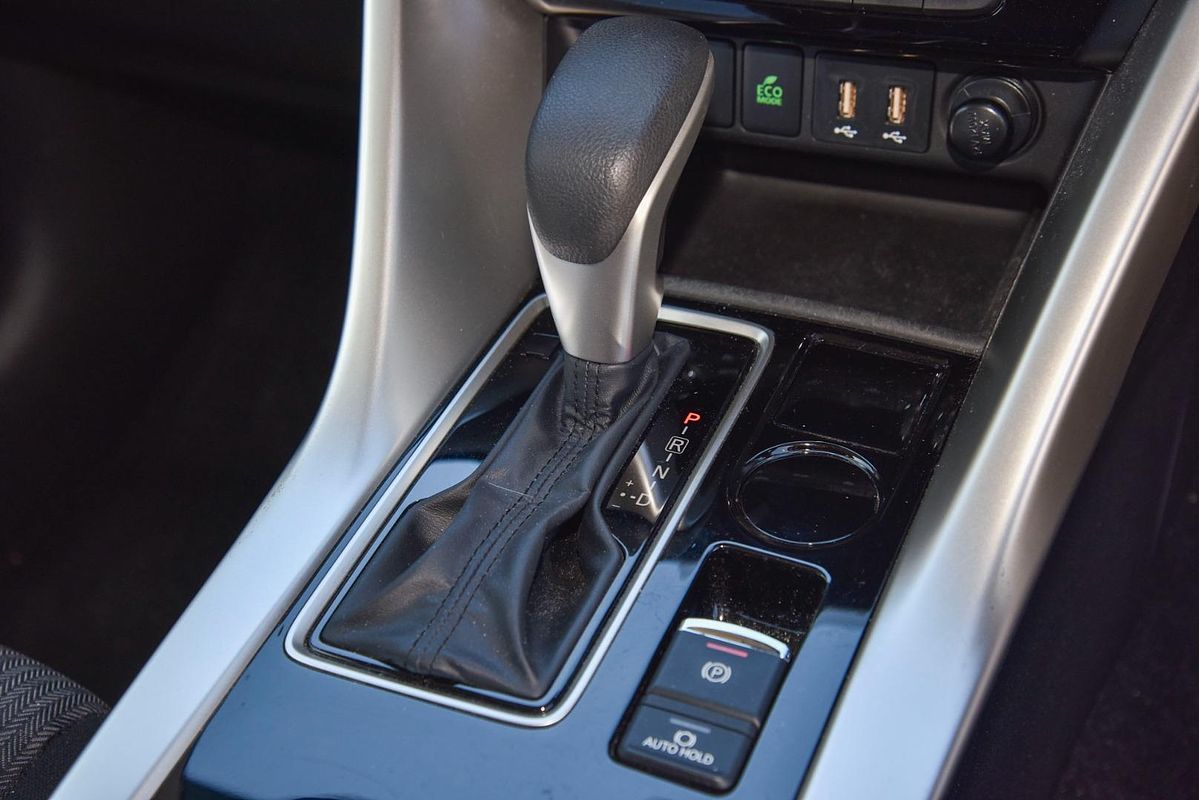 2023 Mitsubishi Eclipse Cross LS YB