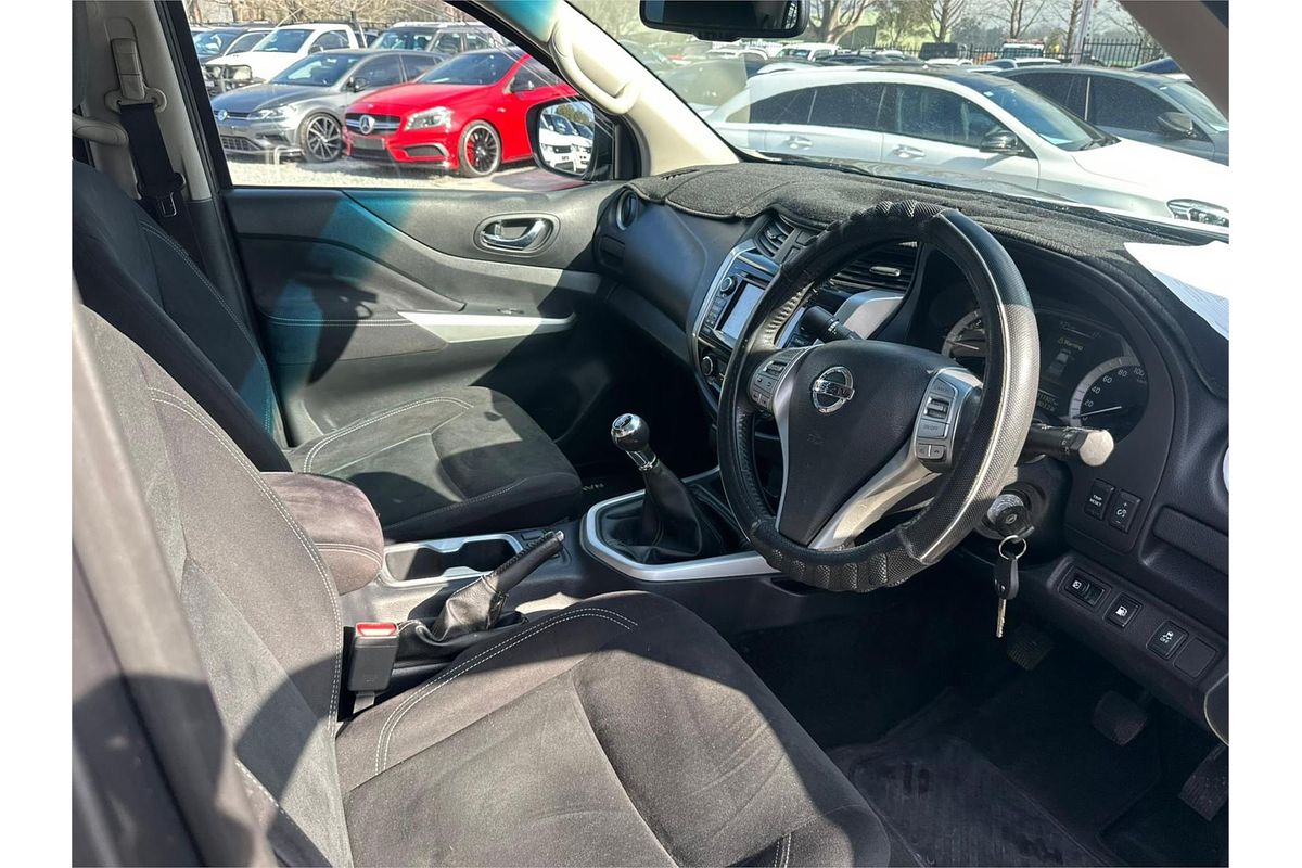 2017 Nissan Navara ST D23 Series 2 Rear Wheel Drive