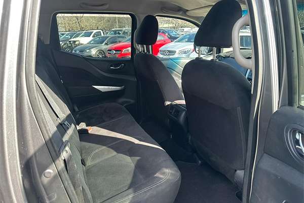 2017 Nissan Navara ST D23 Series 2 Rear Wheel Drive