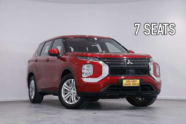 2023 Mitsubishi Outlander ES ZM