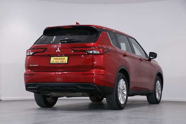 2023 Mitsubishi Outlander ES ZM