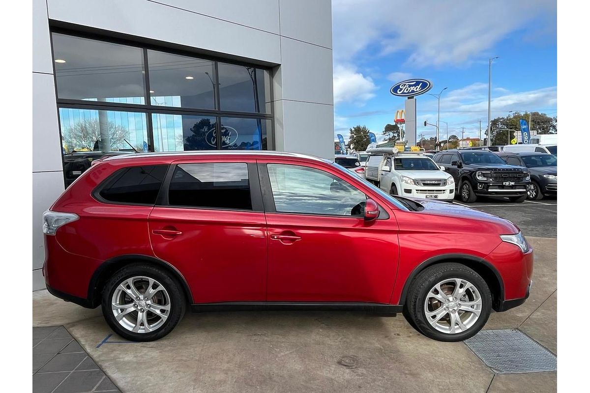 2014 Mitsubishi Outlander LS ZJ