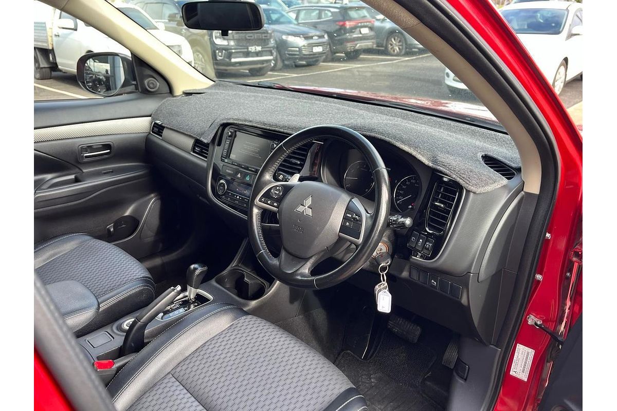 2014 Mitsubishi Outlander LS ZJ