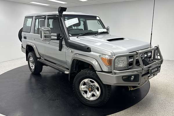 2010 Toyota Landcruiser GXL VDJ76R
