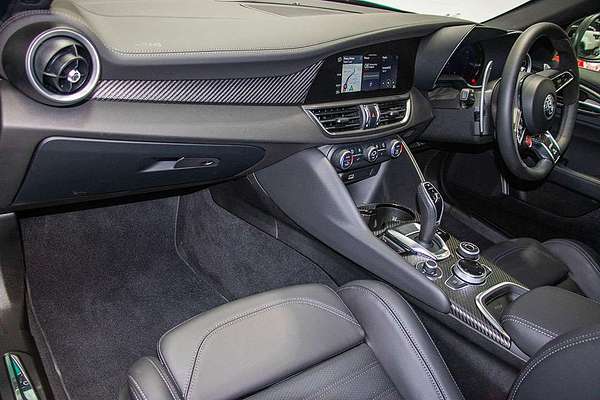 2025 Alfa Romeo Giulia Quadrifoglio Series 5