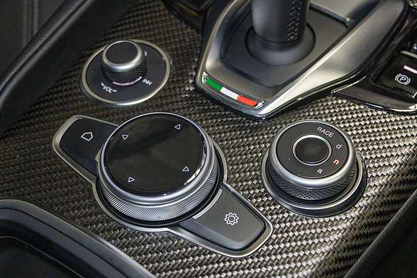 2025 Alfa Romeo Giulia Quadrifoglio Series 5