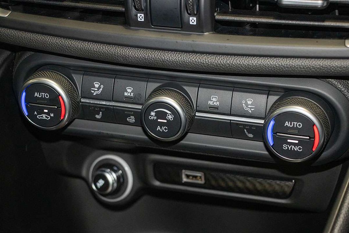 2025 Alfa Romeo Giulia Quadrifoglio Series 5
