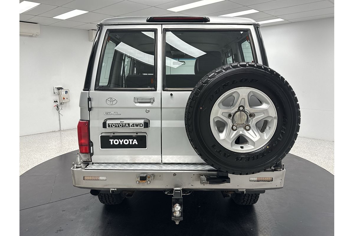 2010 Toyota Landcruiser GXL VDJ76R