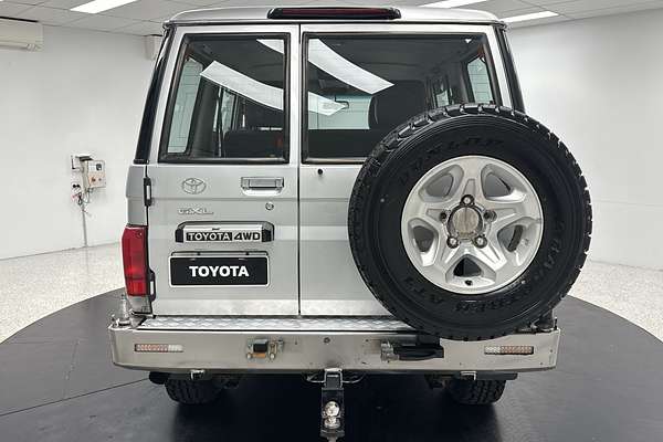 2010 Toyota Landcruiser GXL VDJ76R
