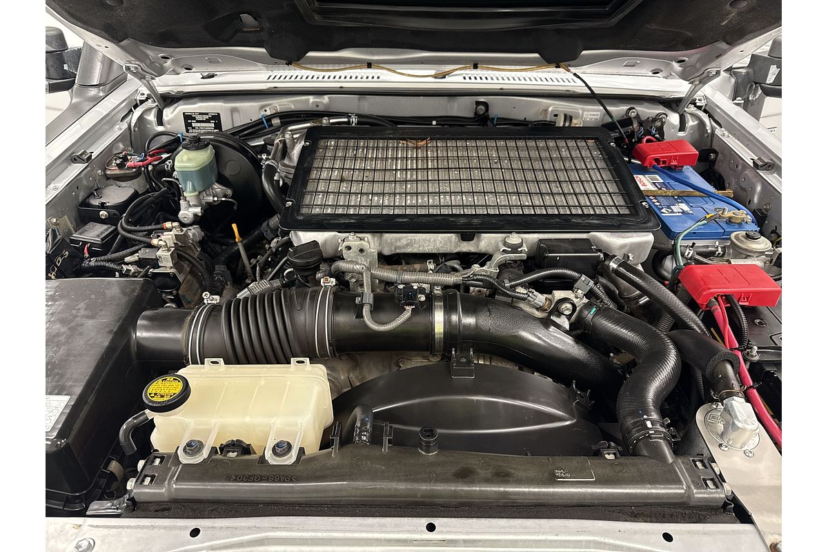 2010 Toyota Landcruiser GXL VDJ76R
