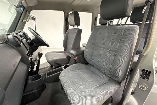 2010 Toyota Landcruiser GXL VDJ76R