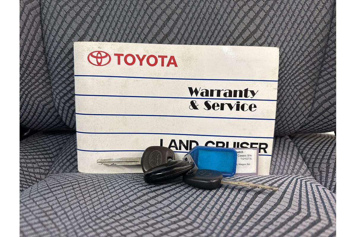 2010 Toyota Landcruiser GXL VDJ76R