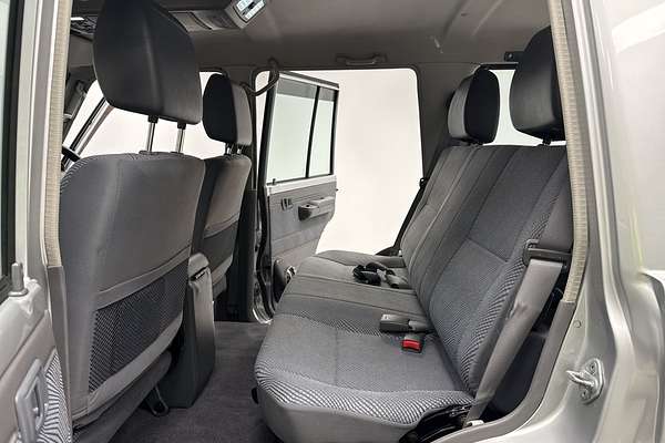 2010 Toyota Landcruiser GXL VDJ76R