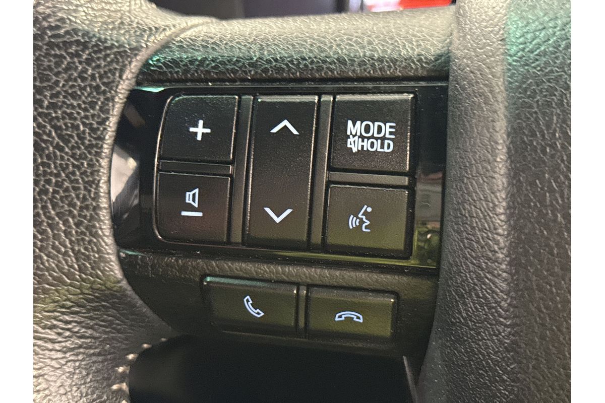2019 Toyota Hilux Rugged X GUN126R 4X4