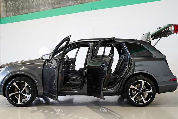 2018 Audi Q7 50 TDI Black Edition 4M