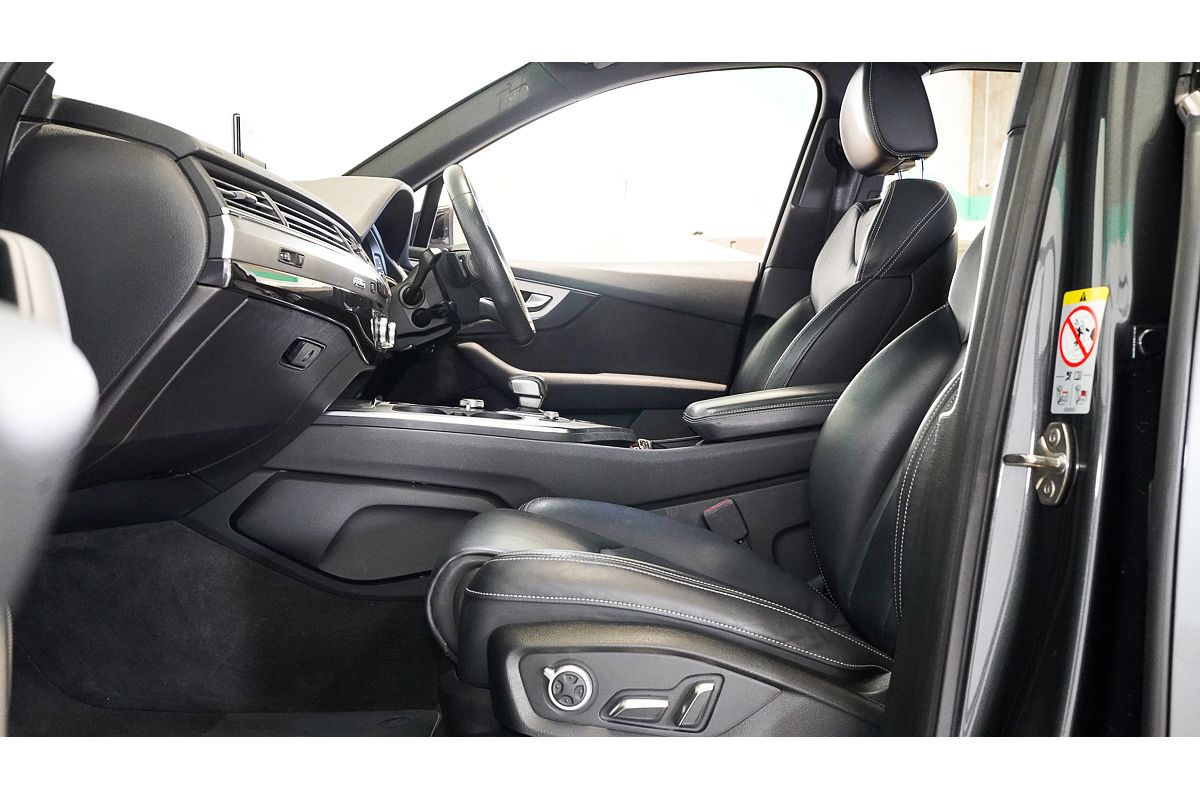 2018 Audi Q7 50 TDI Black Edition 4M
