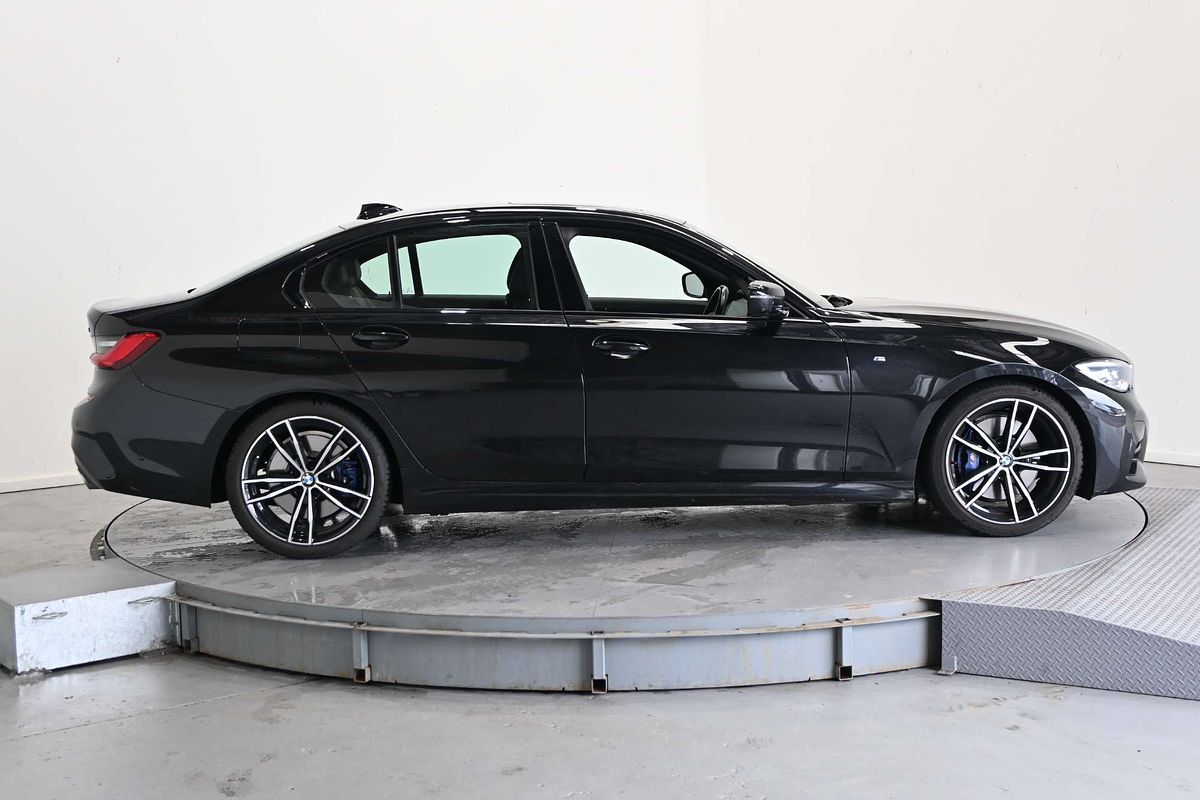 2021 BMW 3 30i M SPORT G20