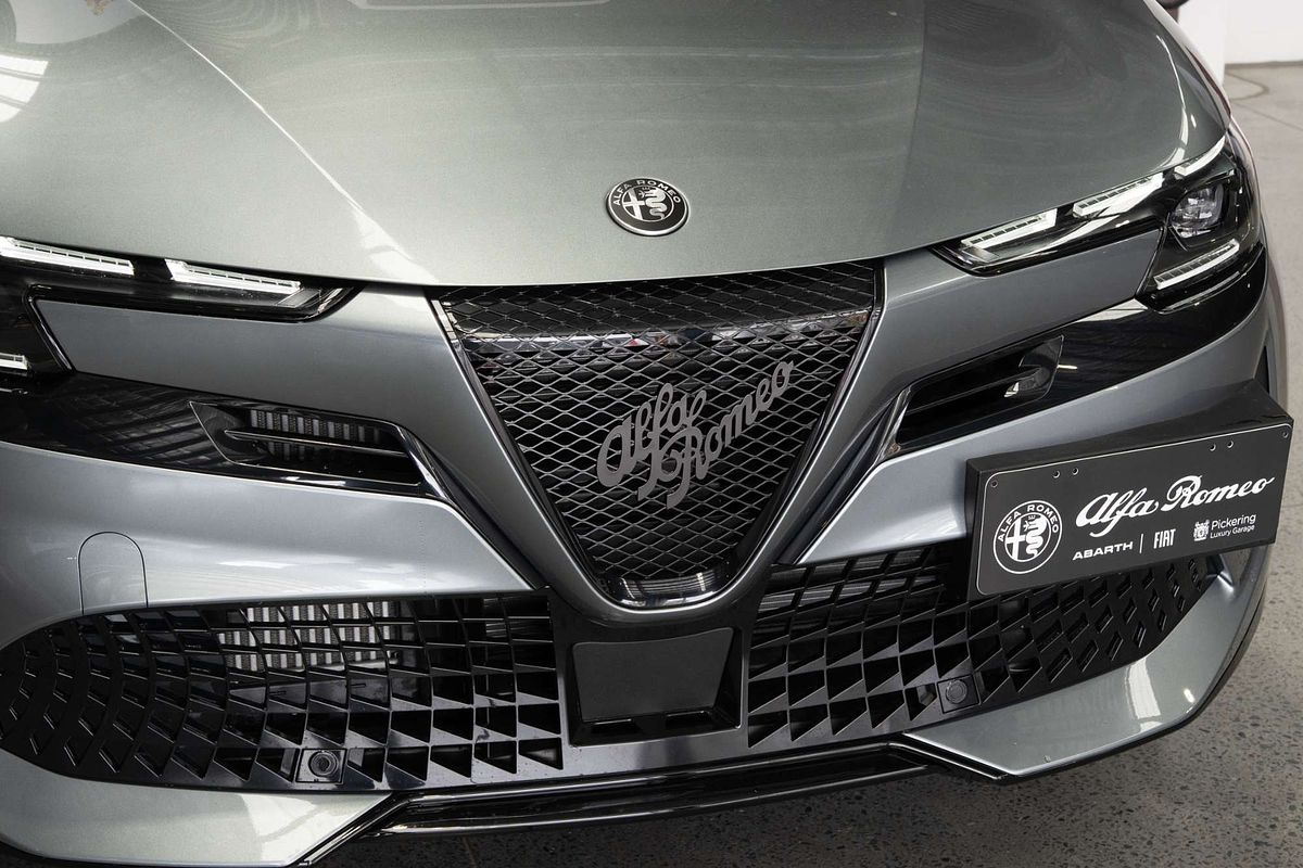 2025 Alfa Romeo JUNIOR 83-626-E23-0